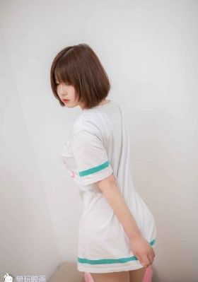 动漫后宫露营