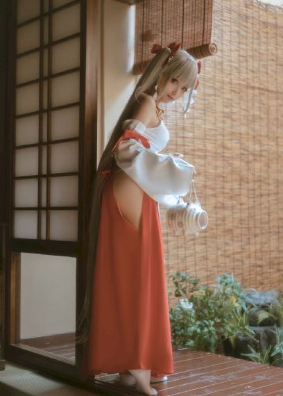 啊噗嗤挺进美妇肥臀啊图片