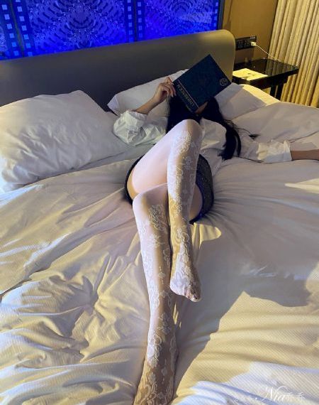 撕开她的乳罩慢慢揉捏韩国视频
